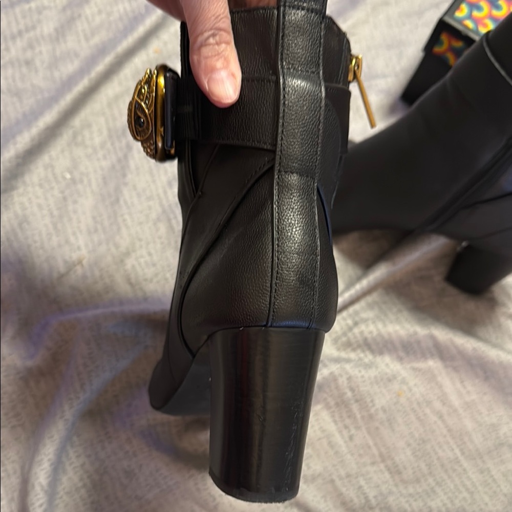Kurt Geiger Black and Gold Ankle Boots Size 41 or 10 - Picture 12 of 14